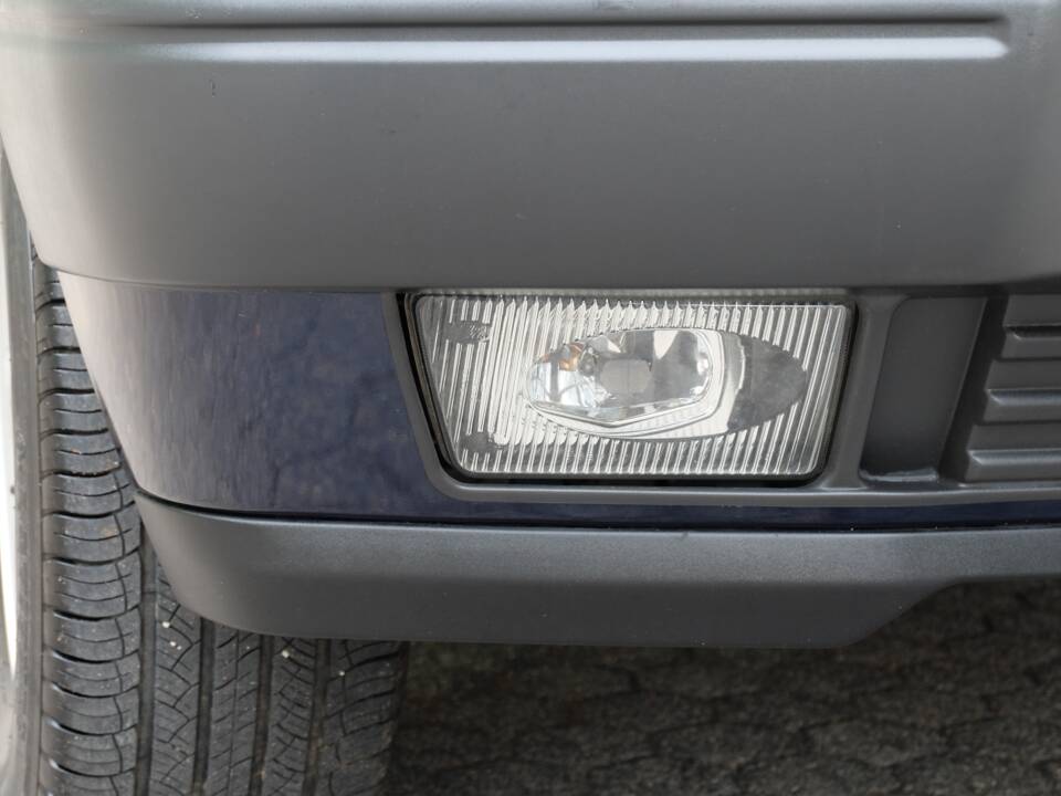 Afbeelding 64/95 van Land Rover Range Rover 4.6 Vogue (2002)