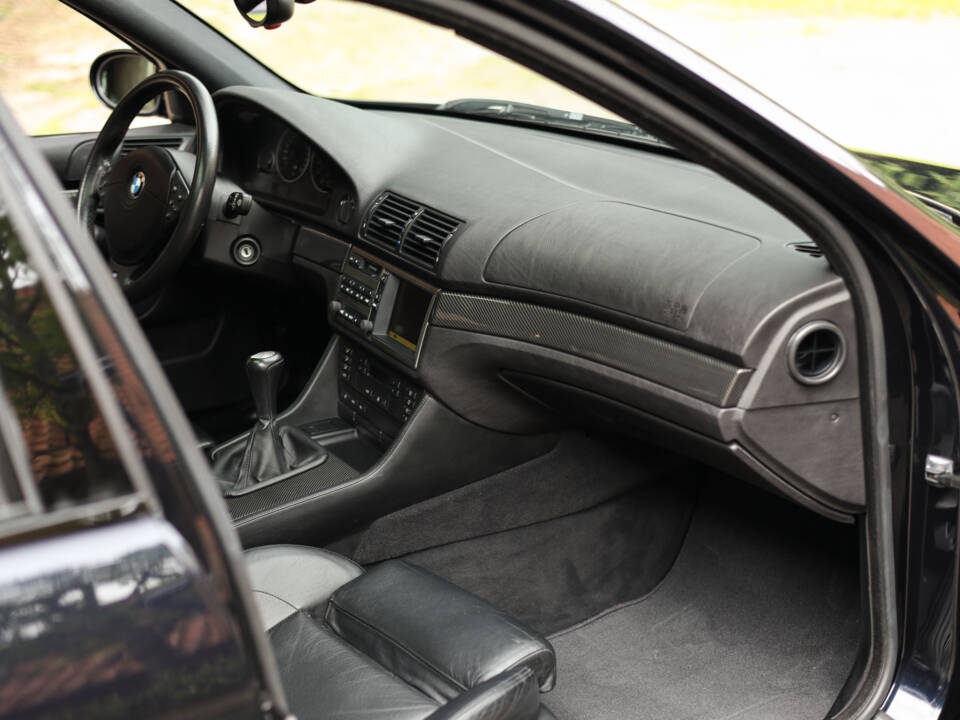 Bild 25/82 von BMW M5 (2000)