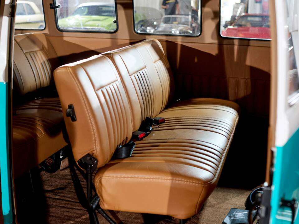 Image 26/39 of Volkswagen T2c Combi (1996)