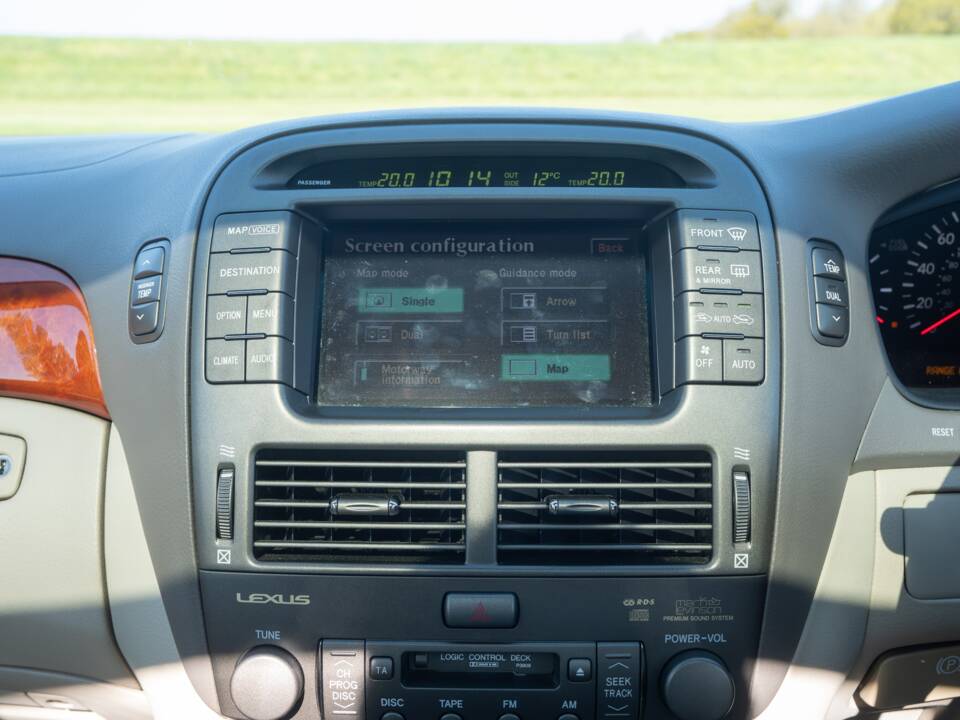 Afbeelding 36/50 van Lexus LS 430 (2002)