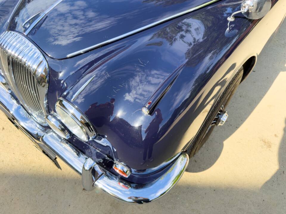 Imagen 6/21 de Daimler V8-250 (1968)