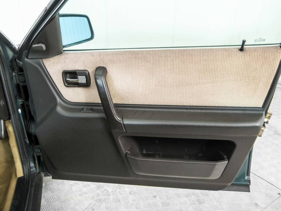 Image 25/41 of Audi 100 - 2.0 TD (1986)