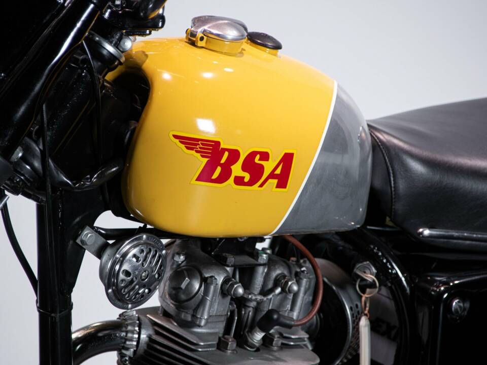 Image 31/50 de BSA DUMMY (1969)