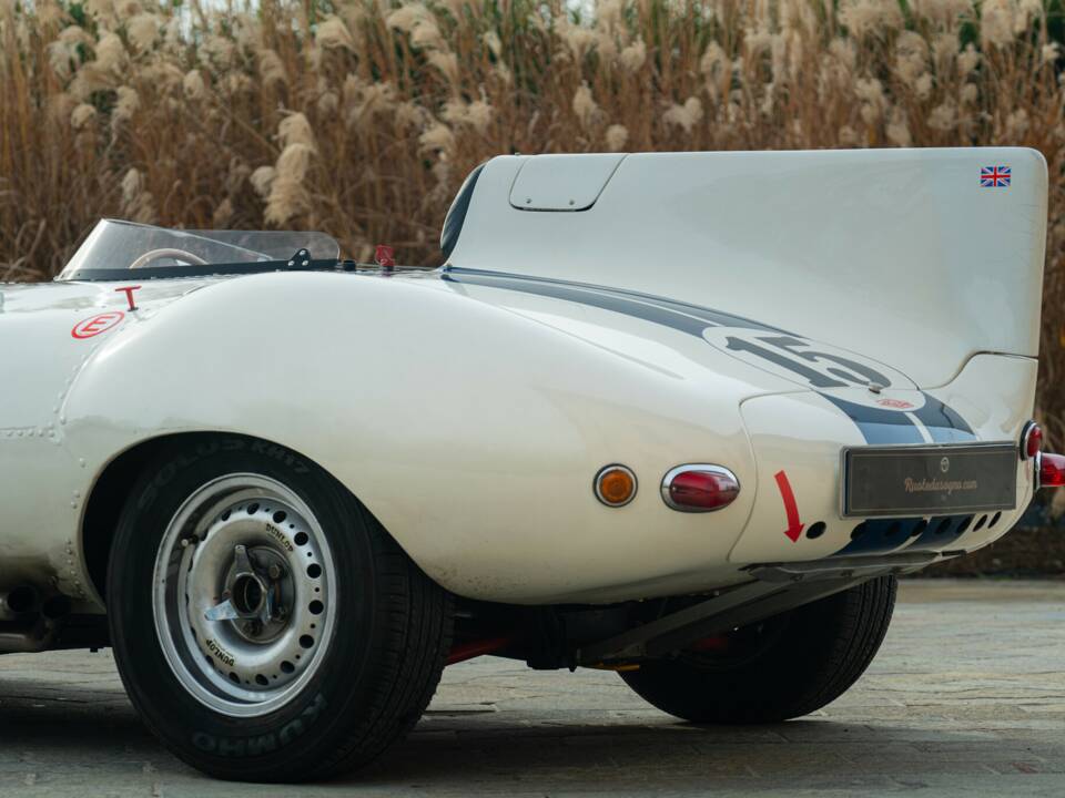 Bild 20/50 von Jaguar D-Type (1977)