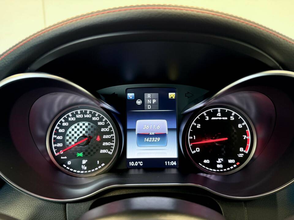 Image 30/31 of Mercedes-Benz C 43 AMG 4MATIC (2017)