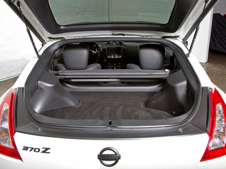 Afbeelding 12/23 van Nissan 370Z (2012)