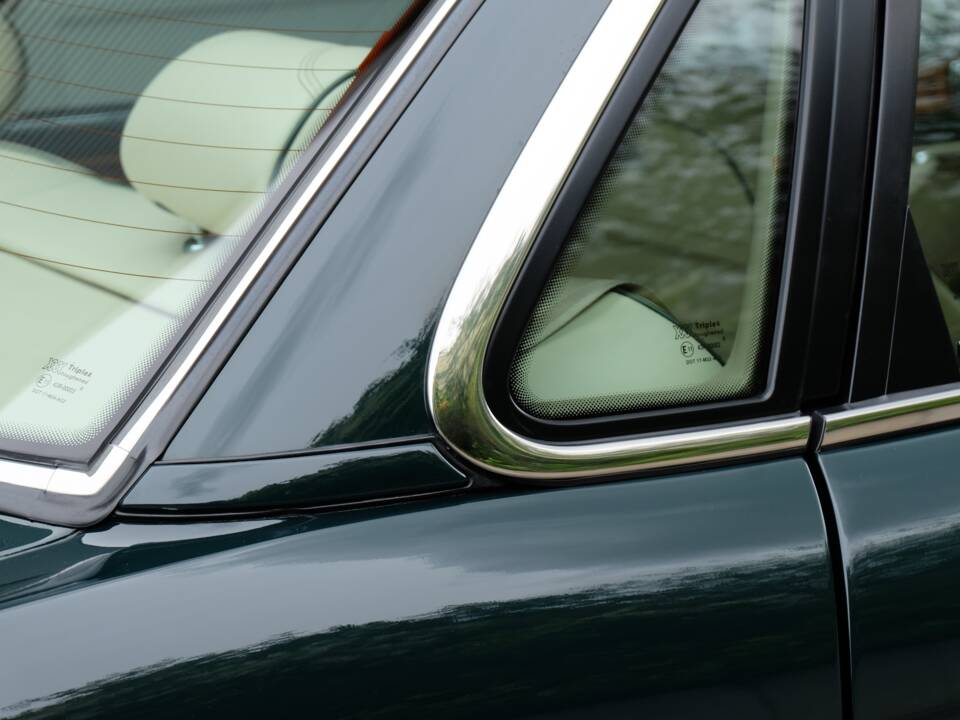 Image 57/77 de Jaguar XJ 40 (XJ-R) (1993)