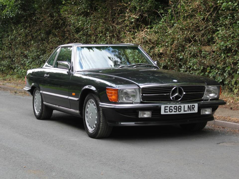 Mercedes-Benz SL-Class R 107 Classic Cars for Sale - Classic Trader