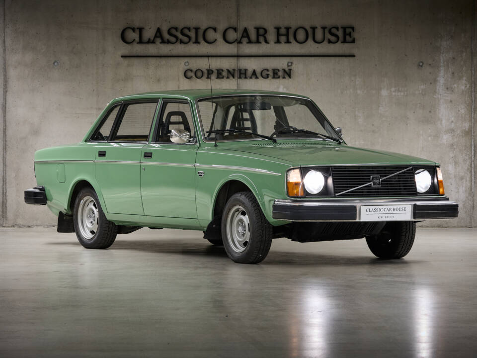 Bild 11/98 von Volvo 244 DL (1975)