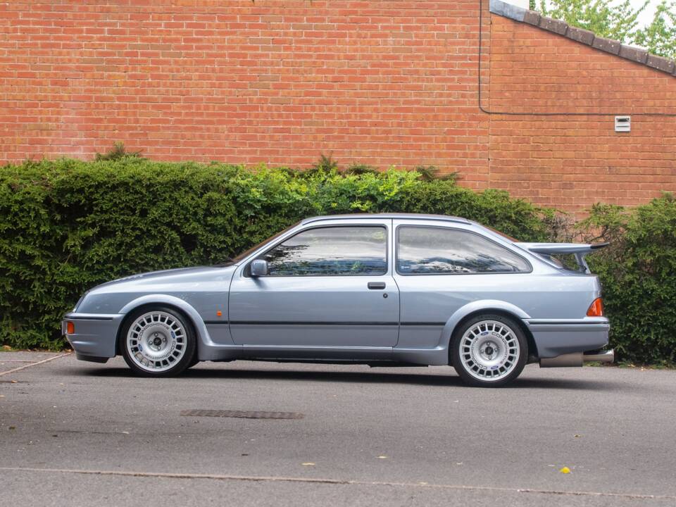 Image 43/50 of Ford Sierra RS Cosworth (1987)