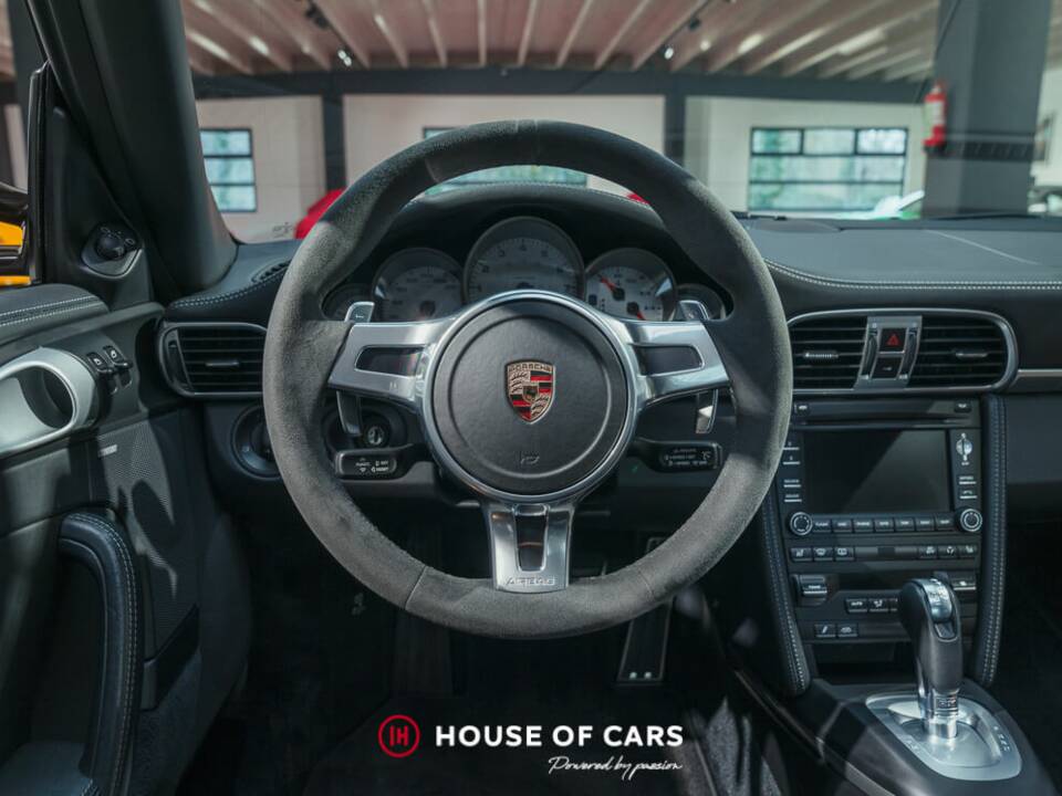 Bild 15/23 von Porsche 911 Carrera 4S (2011)
