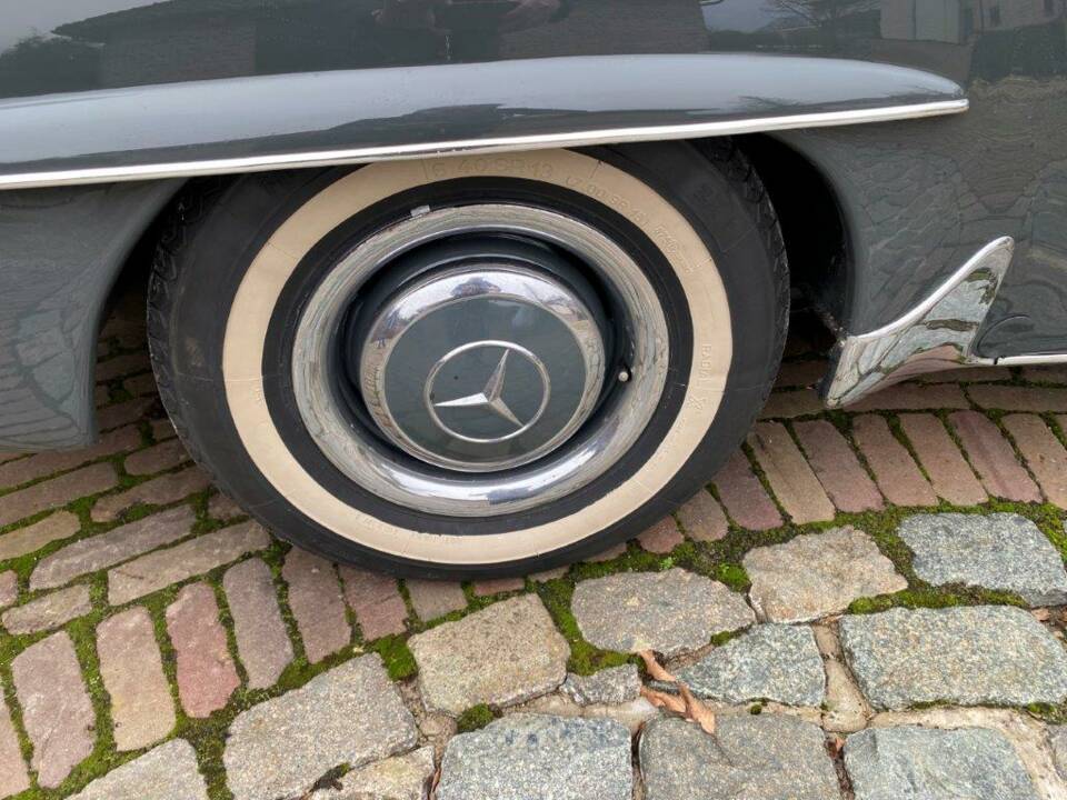 Image 23/52 de Mercedes-Benz 190 SL (1961)