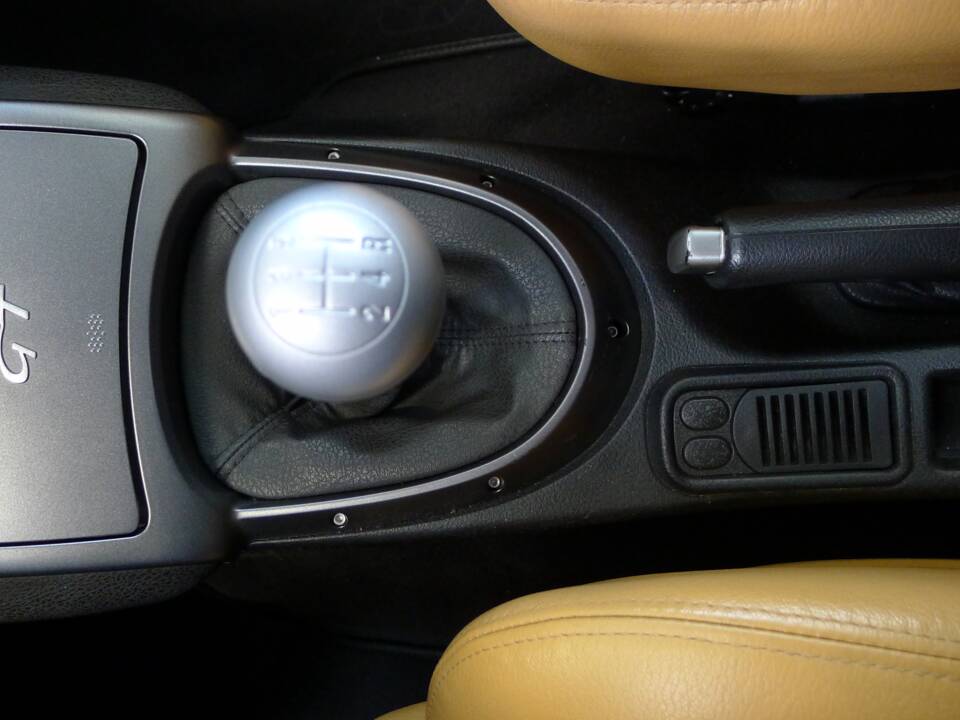 Image 3/39 of Alfa Romeo GT 1.8 Twin-Spark (2007)