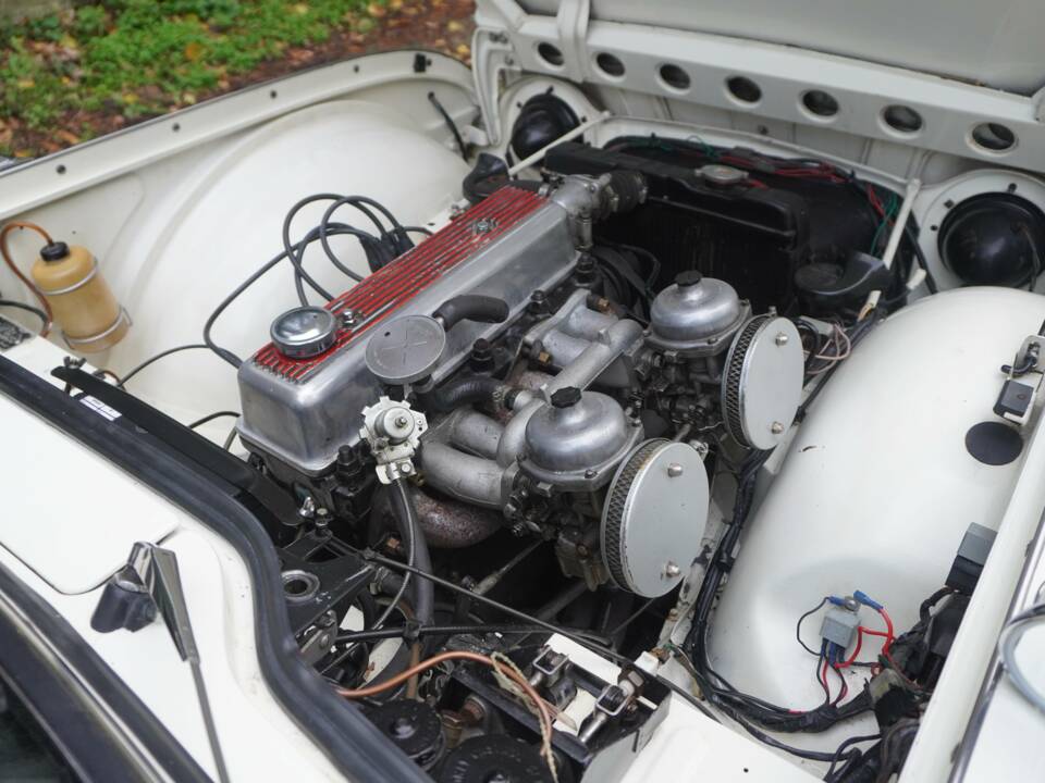 Bild 14/19 von Triumph TR 4A (1966)