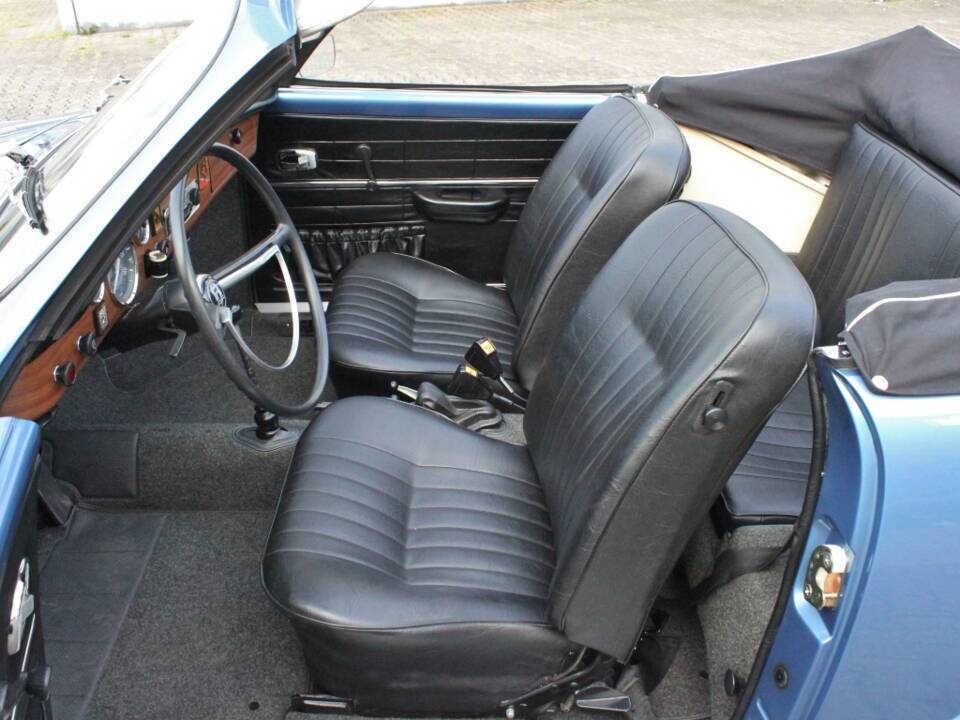Imagen 13/27 de Volkswagen Karmann Ghia 1600 (1971)