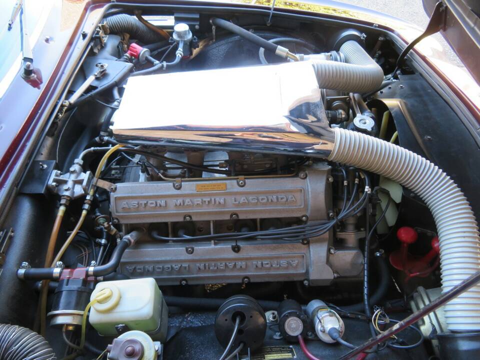Image 19/22 of Aston Martin V8 Volante (1980)