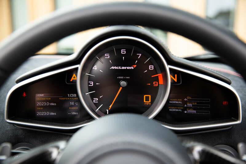 Bild 23/50 von McLaren MP4-12C Spider (2014)