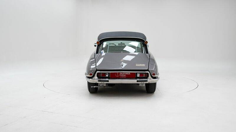 Image 7/15 of Citroën DS 23 IE (1974)
