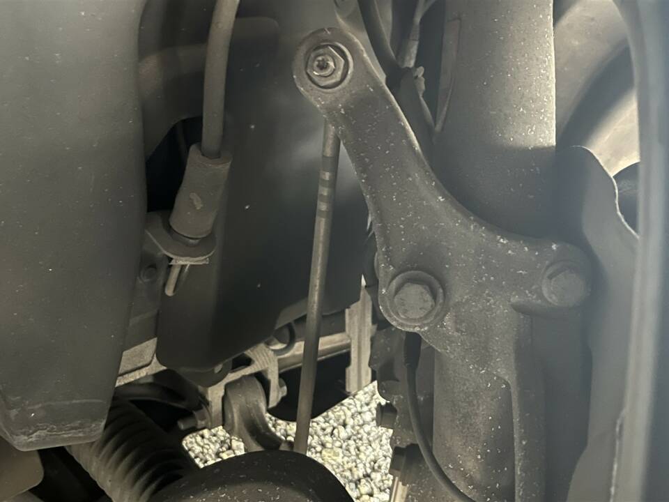 Image 48/55 of ALPINA B6 Coupé (2006)