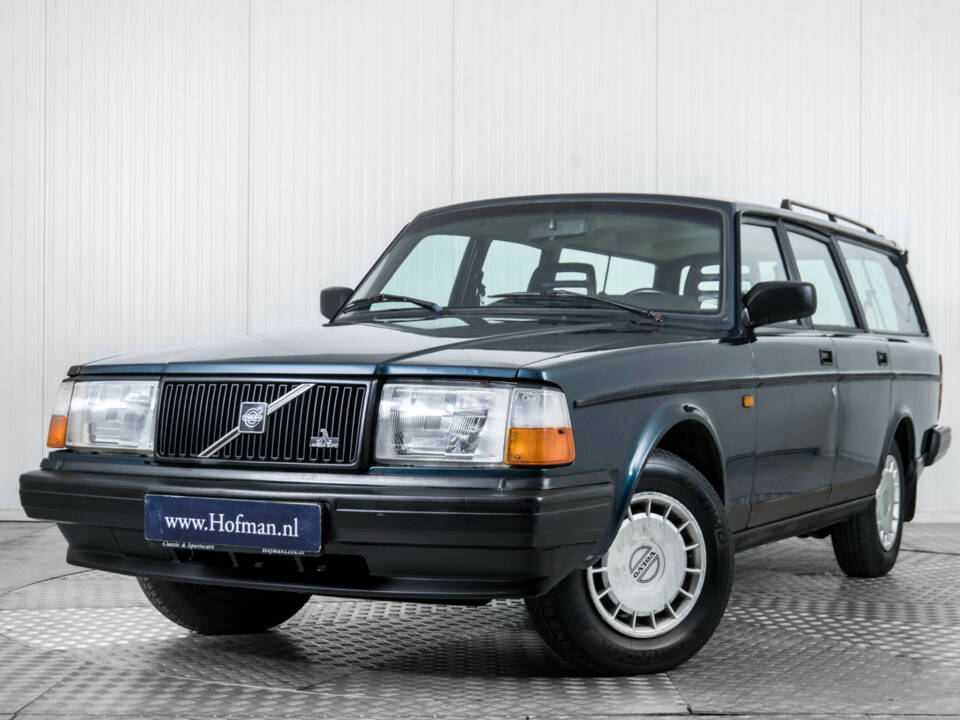 Bild 3/50 von Volvo 245 Super Polar (1992)