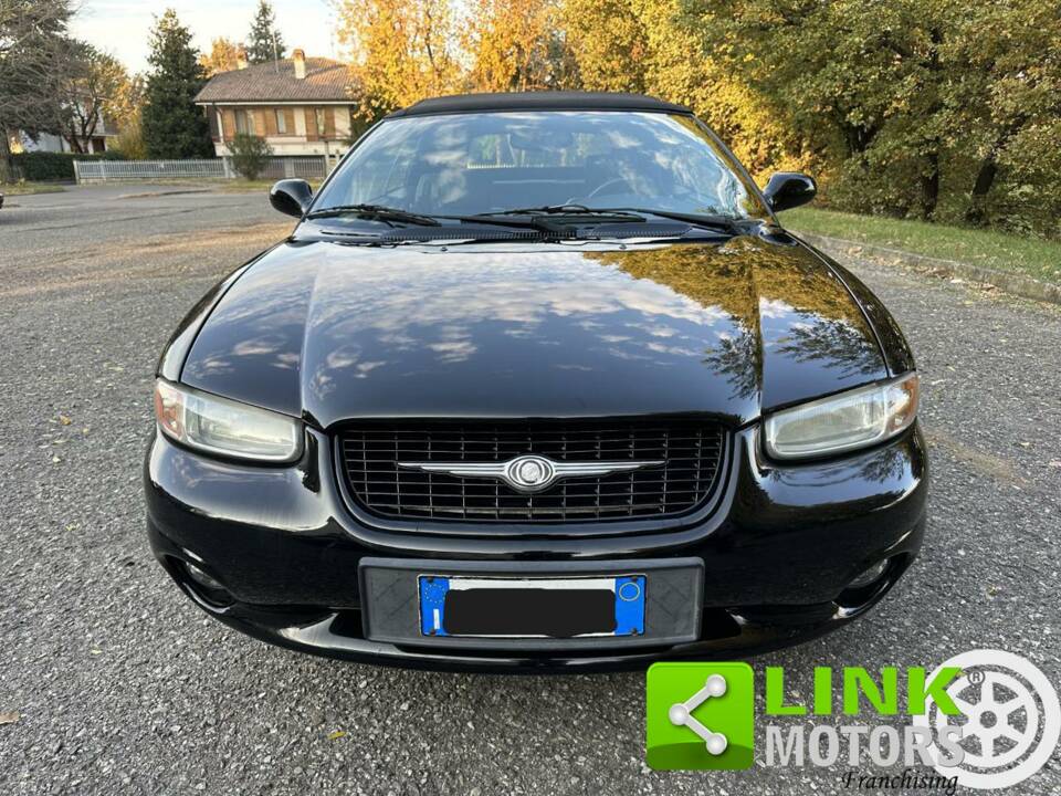 Bild 5/10 von Chrysler Stratus 2.0 (2000)