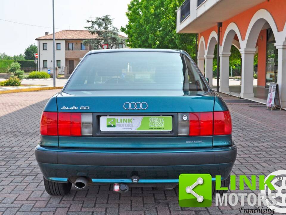Bild 4/10 von Audi 80 - 2.0 E (1992)