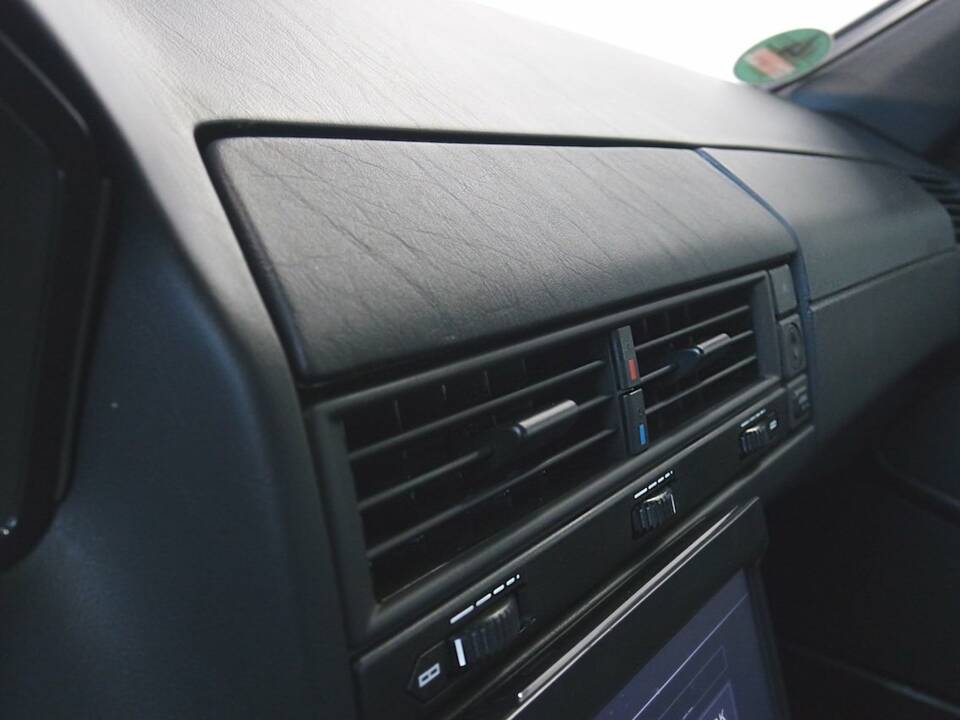 Image 7/9 de Mercedes-Benz SL 500 (1998)