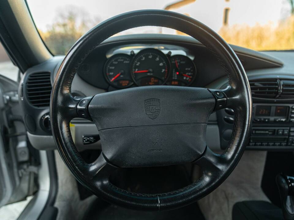 Imagen 48/50 de Porsche Boxster (1997)