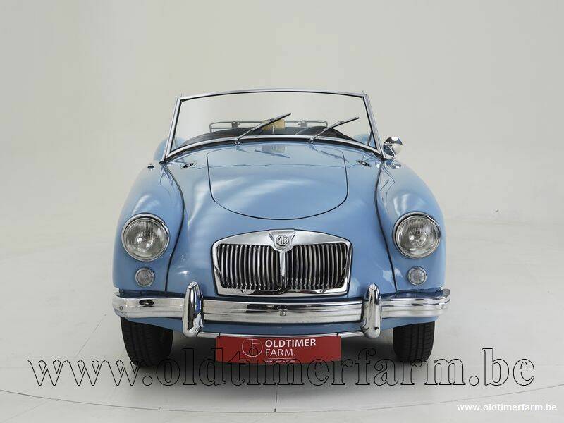 Image 9/15 of MG MGA 1500 (1957)