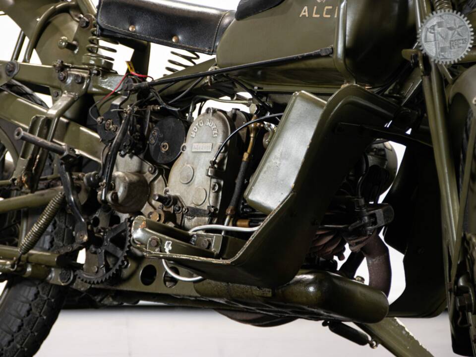 Bild 35/50 von Moto Guzzi DUMMY (1943)