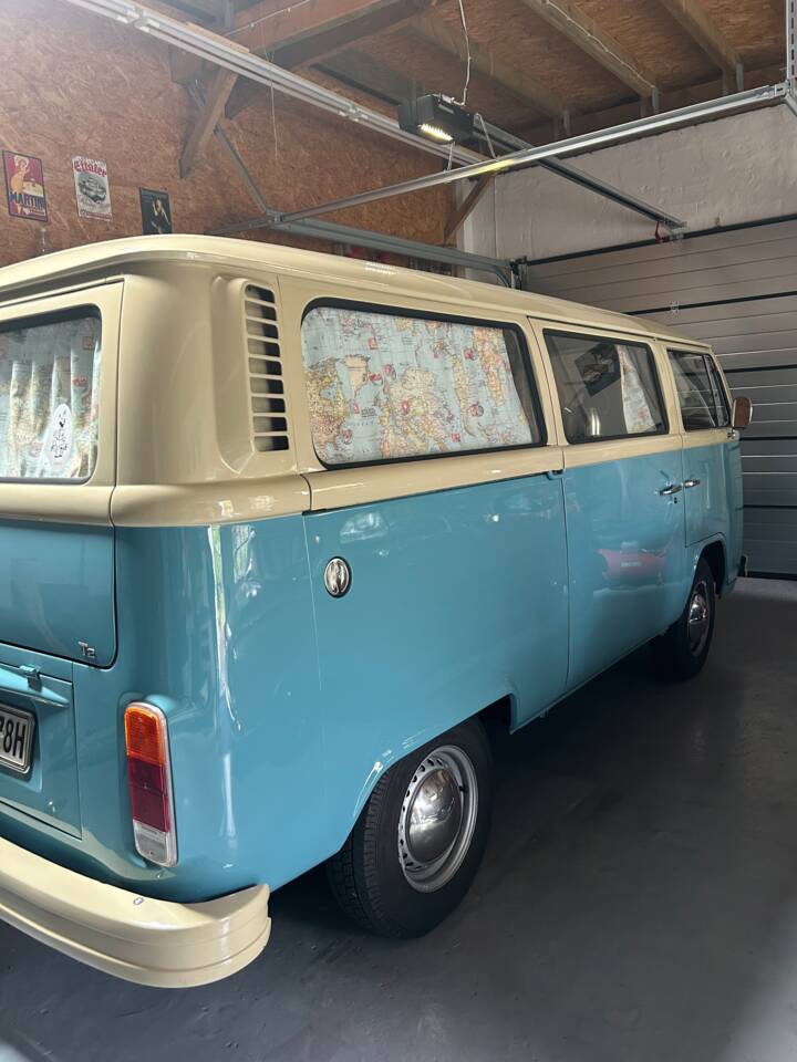 Imagen 2/10 de Volkswagen T2b minibus (1978)