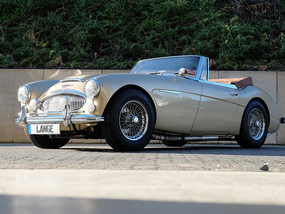 Image 1/68 of Austin-Healey 3000 Mk III (BJ8) (1965)
