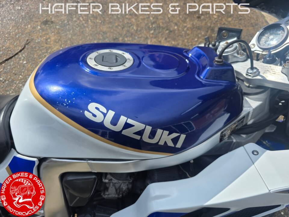 Immagine 20/32 di Suzuki GSX-R 1100 (1992)