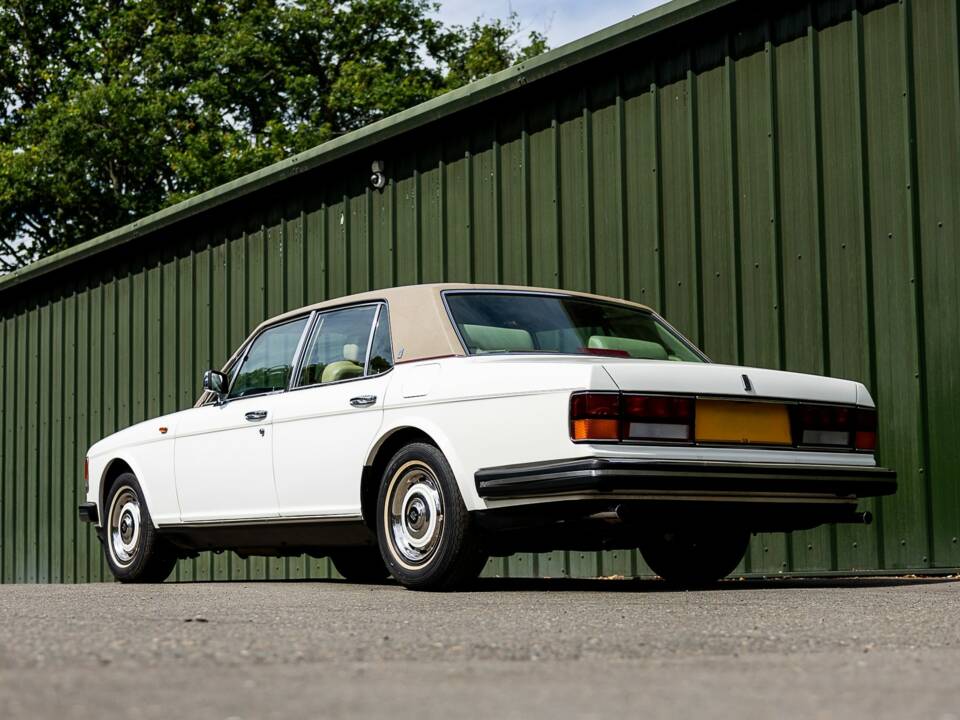 Immagine 3/50 di Rolls-Royce Silver Spirit (1981)