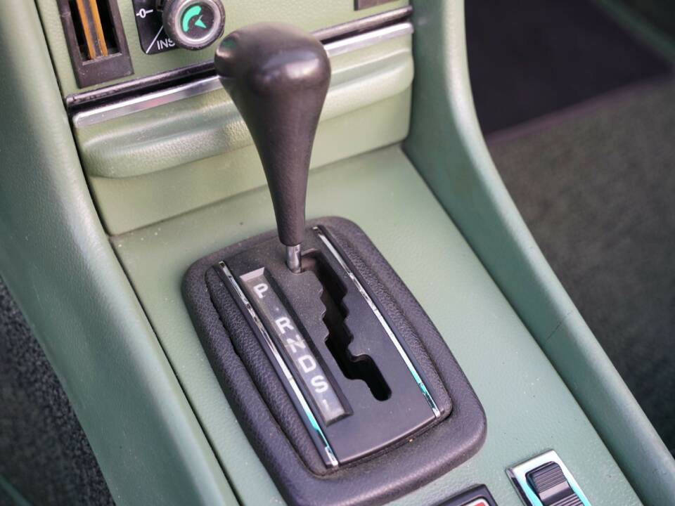 Imagen 27/50 de Mercedes-Benz 450 SL (1973)