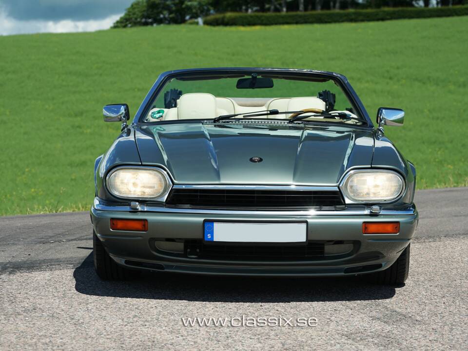 Afbeelding 17/22 van Jaguar XJS 4.0 Celebration (1996)