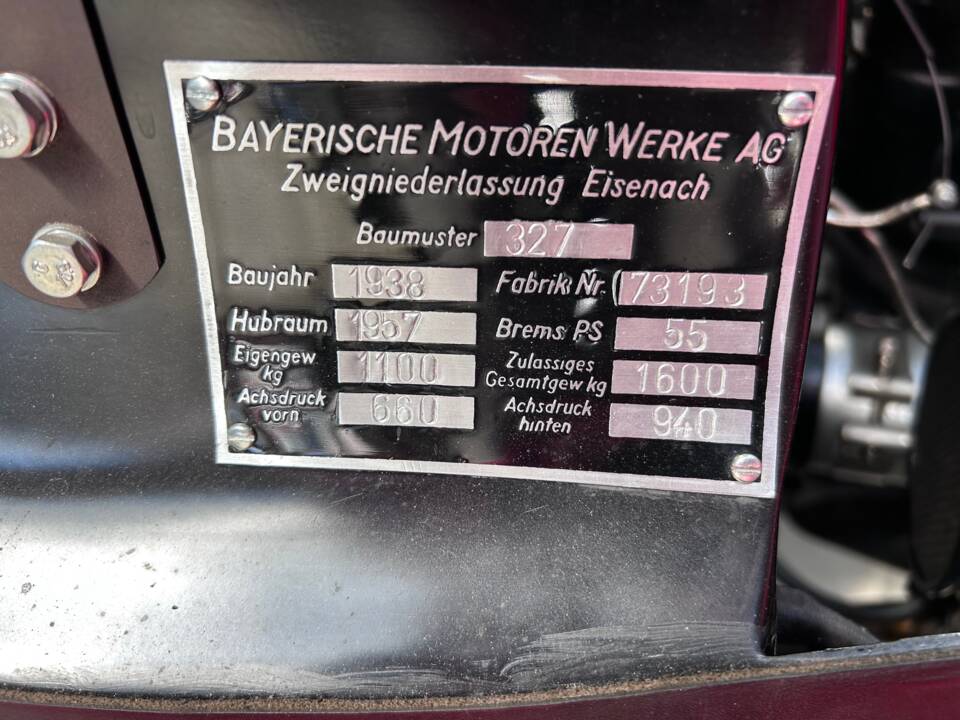 Image 32/37 of BMW 327 (1938)