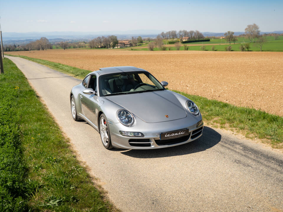 Image 13/82 of Porsche 911 Carrera 4S (WLS) (2006)