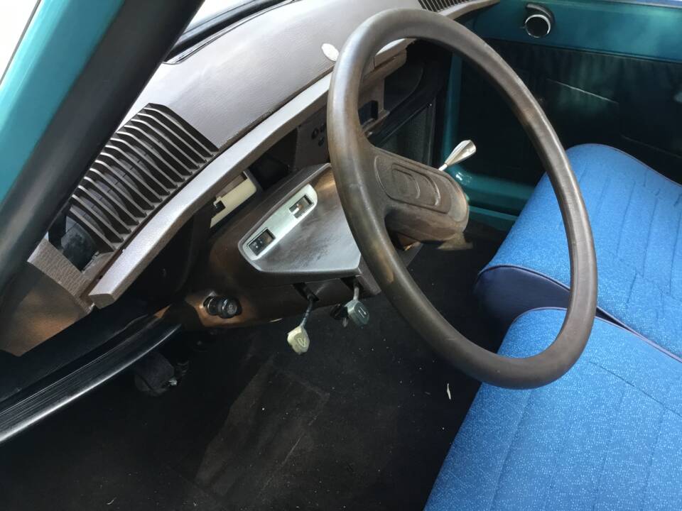 Image 28/62 of Citroën Ami 8 (1975)