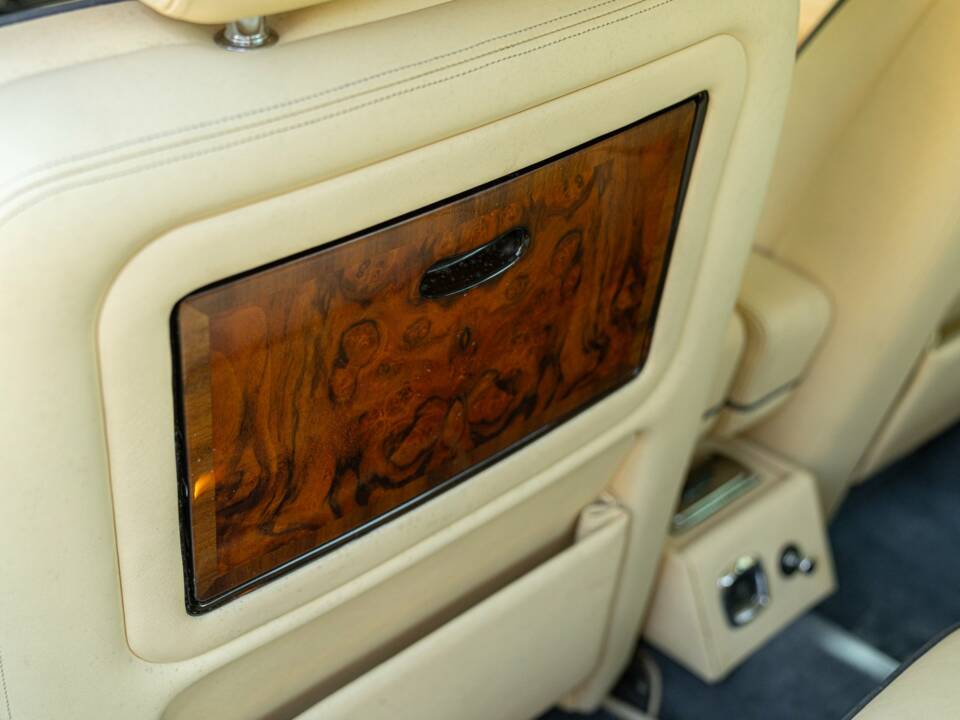 Imagen 47/50 de Bentley Mulsanne SWB (1985)