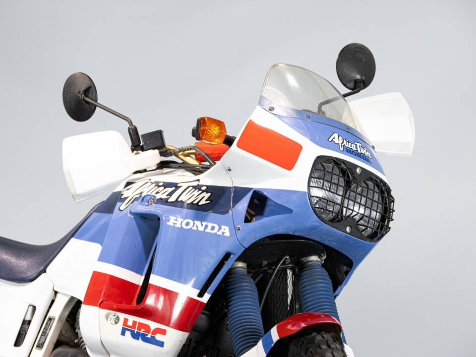 Bild 30/50 von Honda DUMMY (1989)