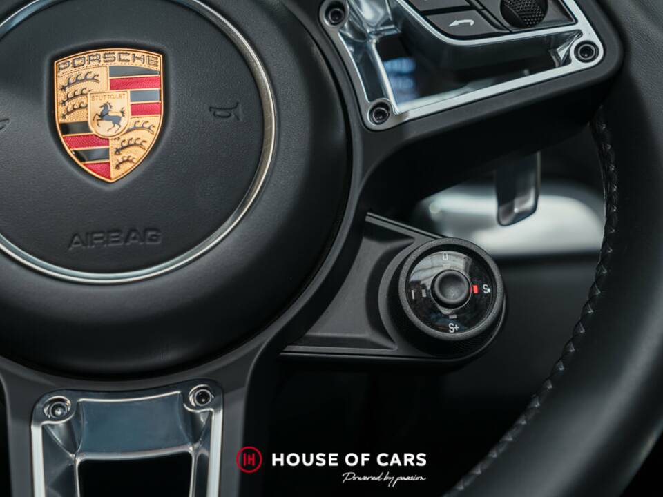 Immagine 21/25 di Porsche 718 Boxster S (2017)