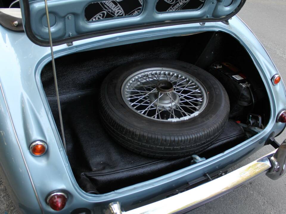 Bild 16/16 von Austin-Healey 100&#x2F;6 (BN4) (1958)