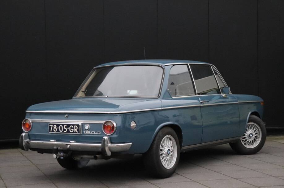 Imagen 3/4 de BMW 1600 - 2 (1968)