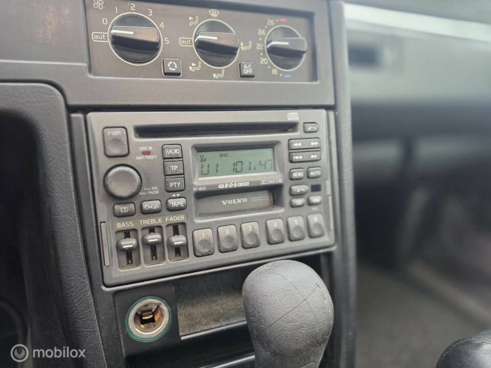 Afbeelding 21/39 van Volvo 960 3.0i (1994)