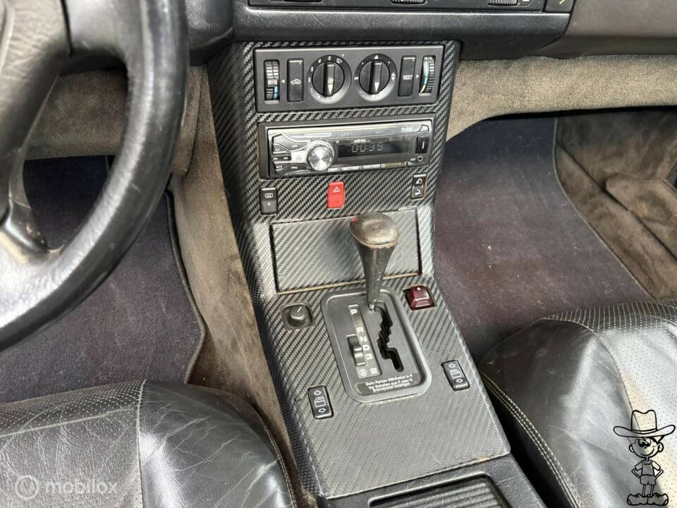 Image 18/40 of Mercedes-Benz 300 SL-24 (1990)