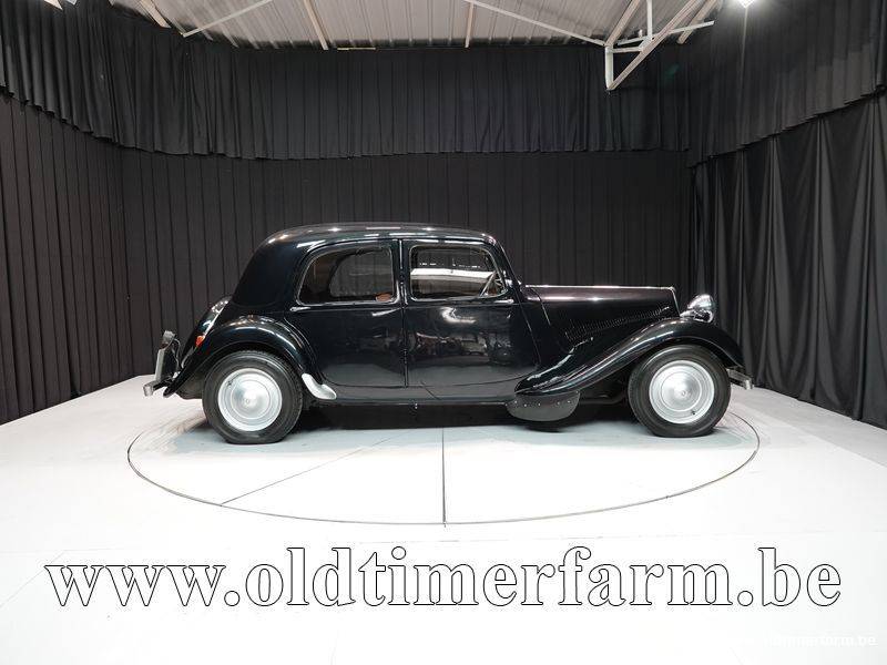 Image 6/15 of Citroën Traction Avant 15&#x2F;6 (1947)