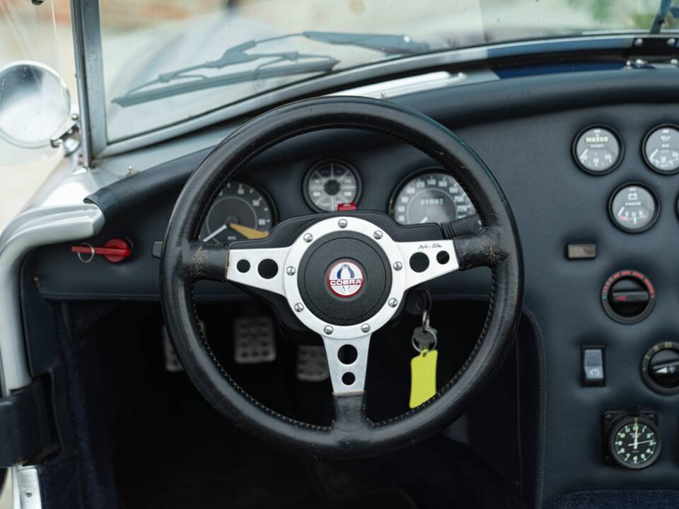 Image 48/50 of AC Cobra Mk IV (1987)
