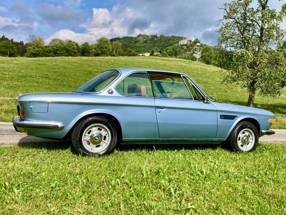 Image 12/14 of BMW 3.0 CS (1972)