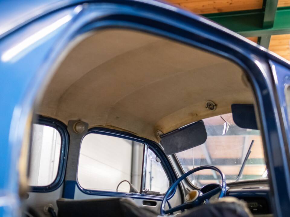 Bild 15/23 von Renault 4 CV (1960)